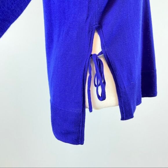 J Crew Womens Blue Merino Wool Sweater Crew Neck Side Slit Ties size XS - Picture 5 of 9